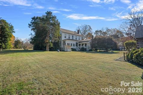 104 Leslie Loop Mooresville NC 28115