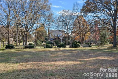 104 Leslie Loop Mooresville NC 28115