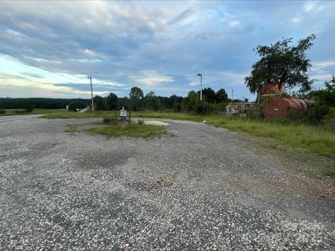 2085 W Highway 73 Highway Mount Gilead NC 27306