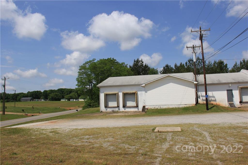 0000 & 3562 Old Catawba Road Claremont NC 28610