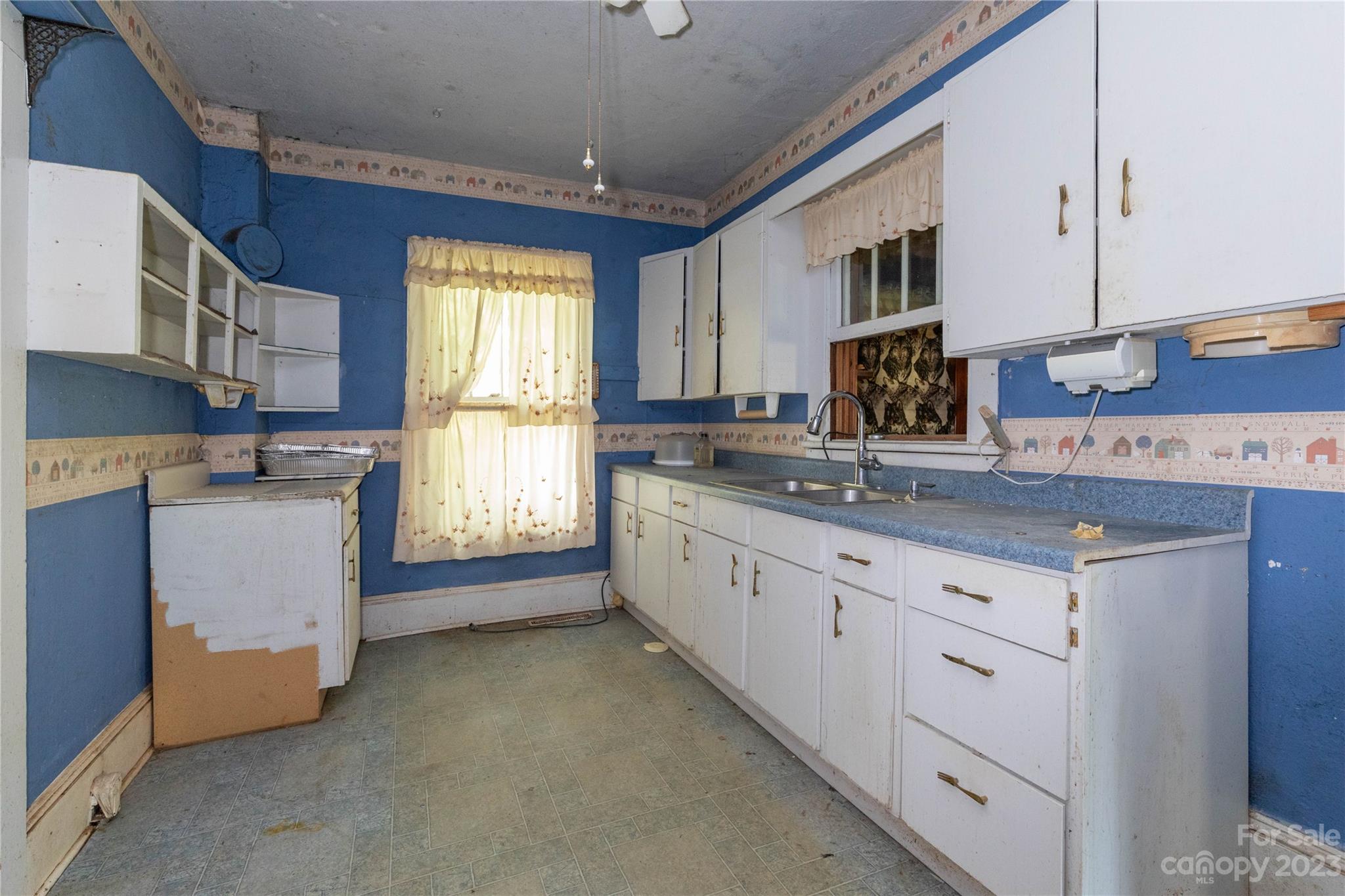 271 Howell Mill Road Waynesville NC 28786