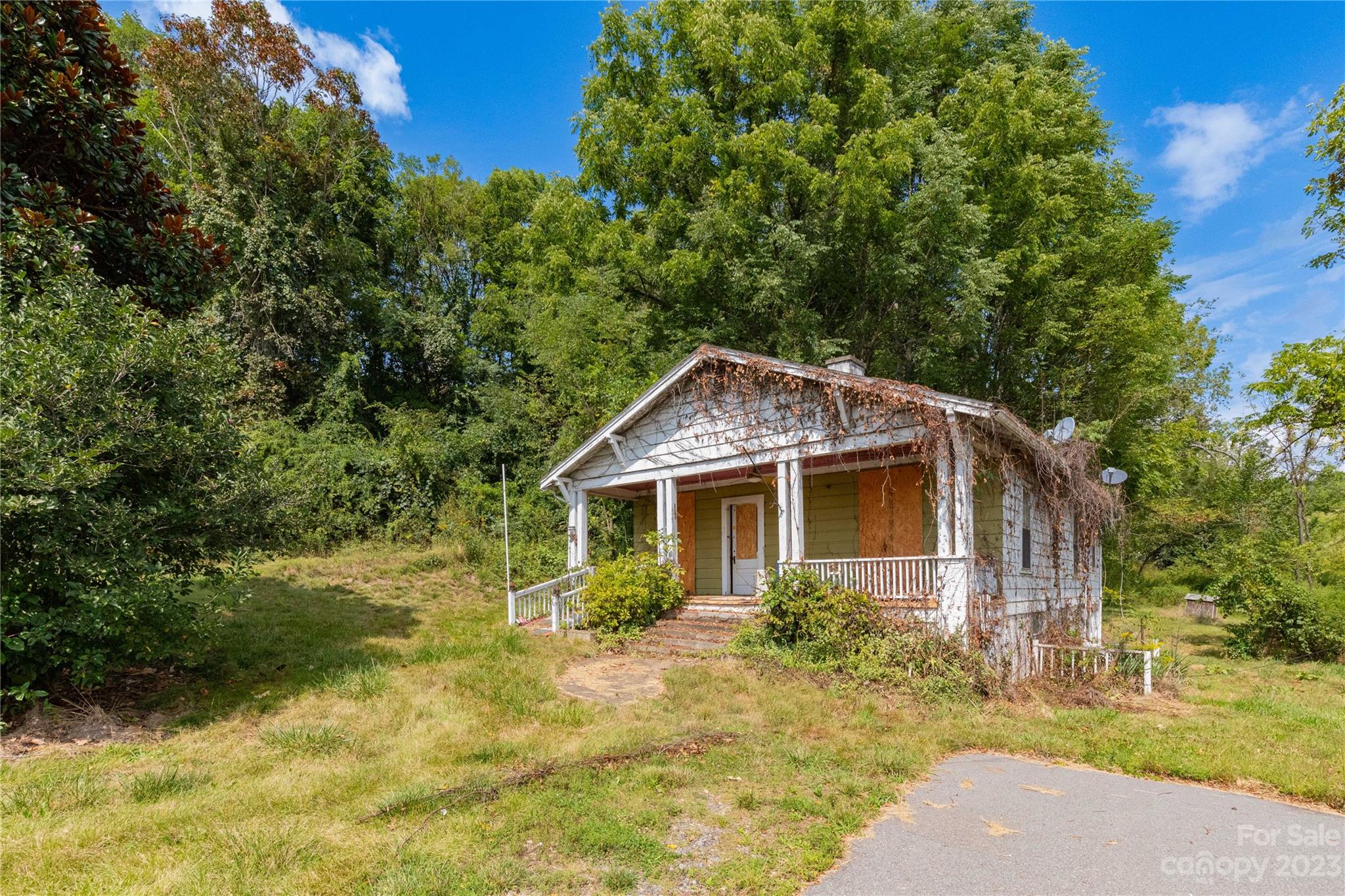 271 Howell Mill Road Waynesville NC 28786