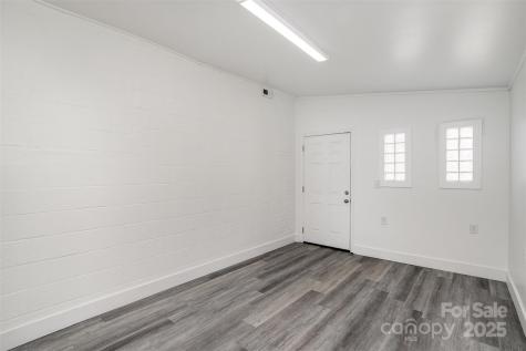 1911 E Ozark Avenue Gastonia NC 28054
