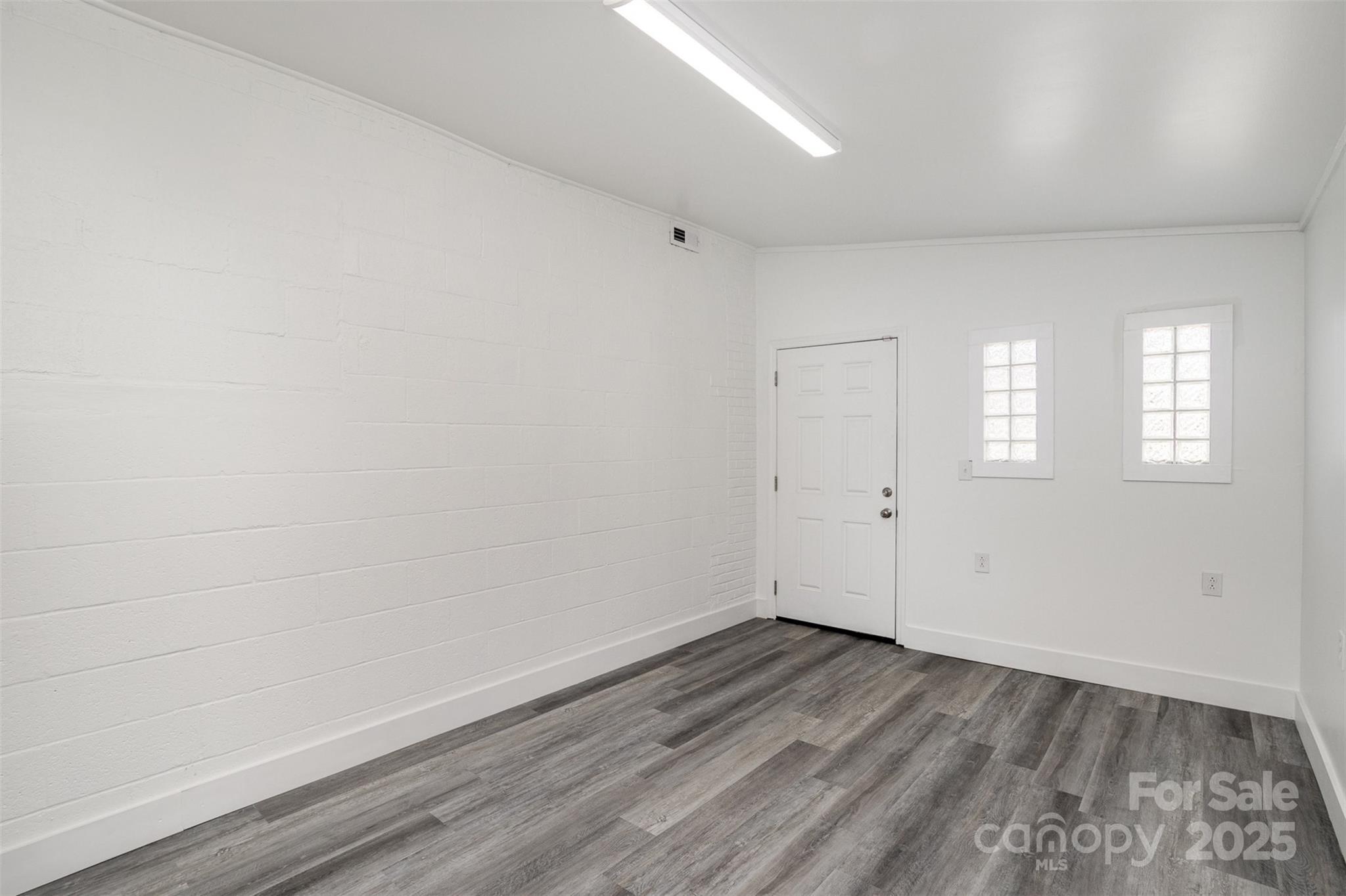 1911 E Ozark Avenue Gastonia NC 28054