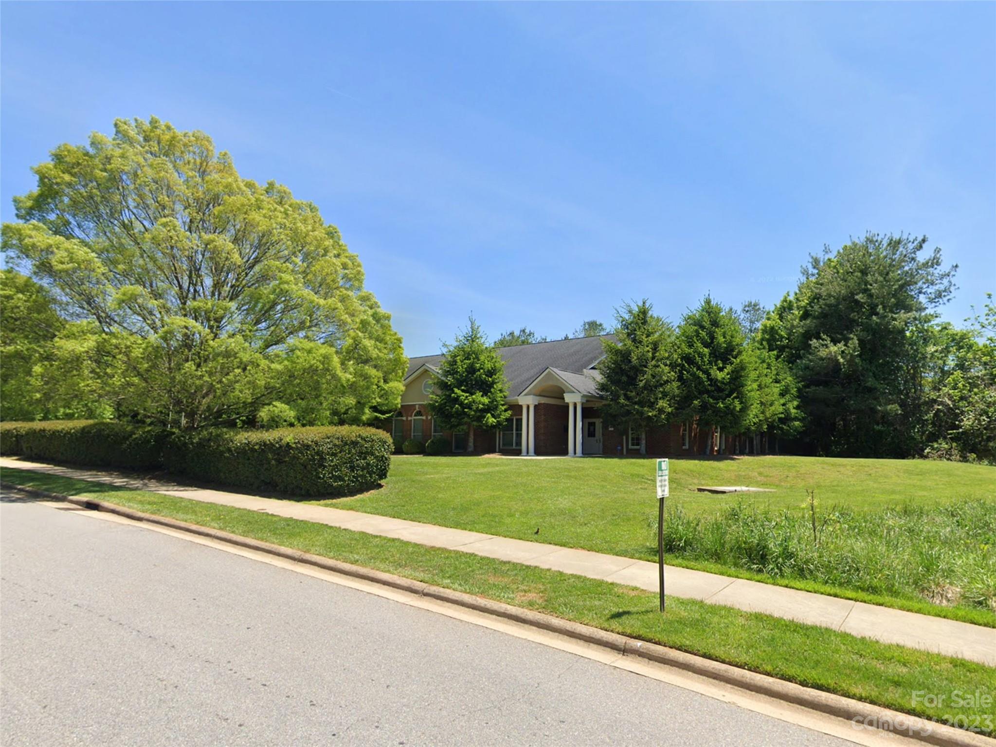 104 Peachtree Road Asheville NC 28803