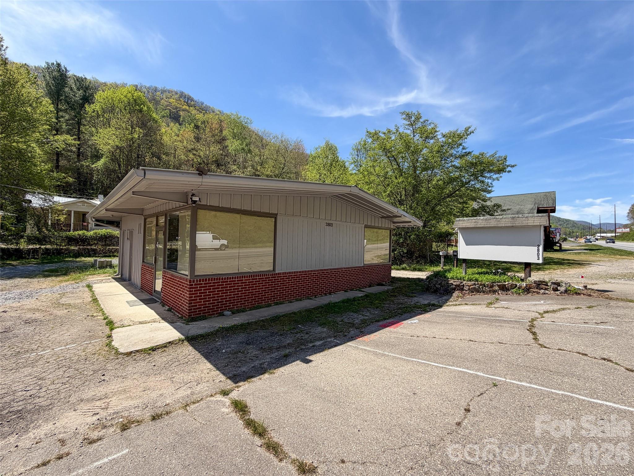 2803 Dellwood Road Waynesville NC 28786