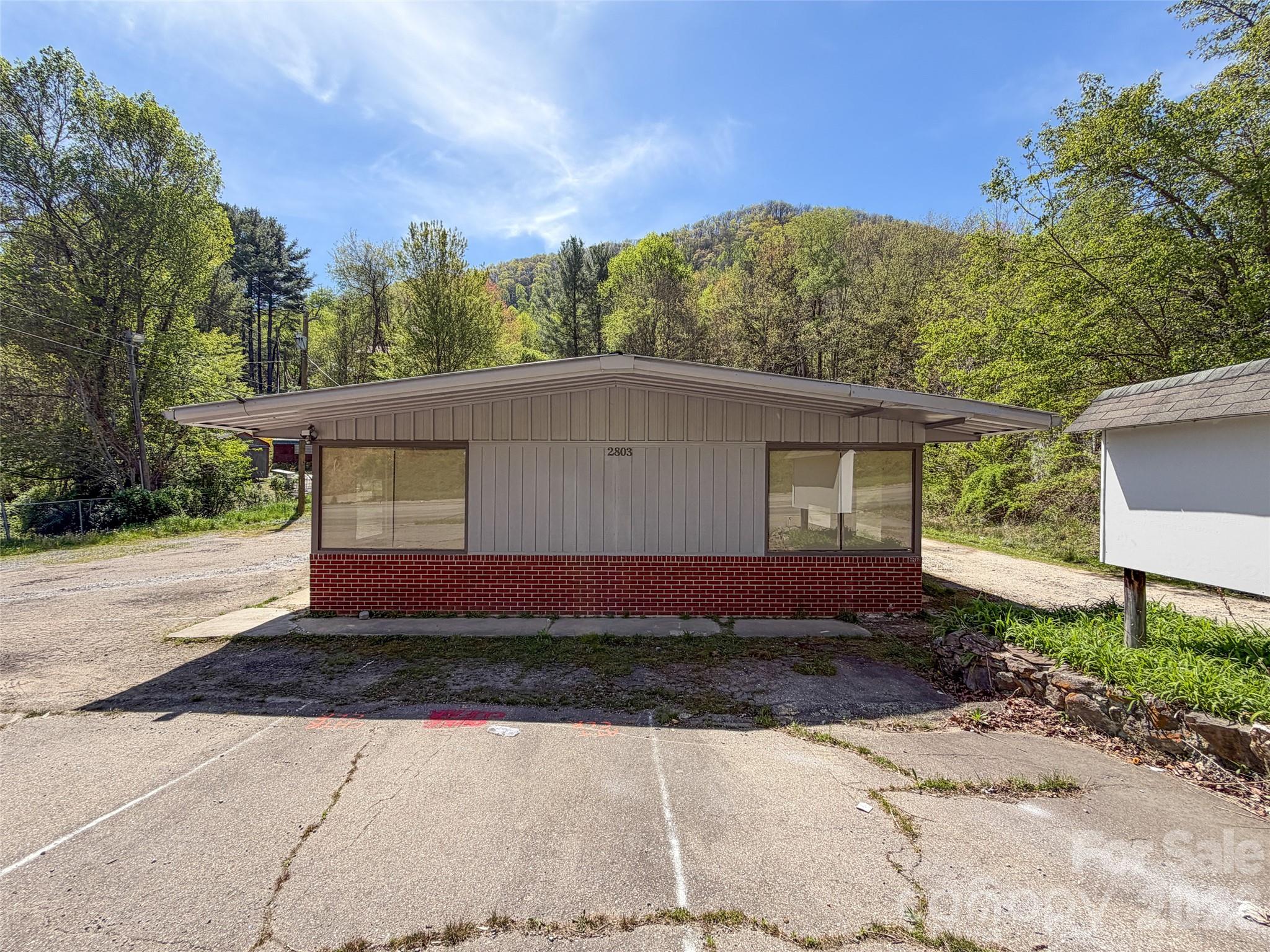 2803 Dellwood Road Waynesville NC 28786