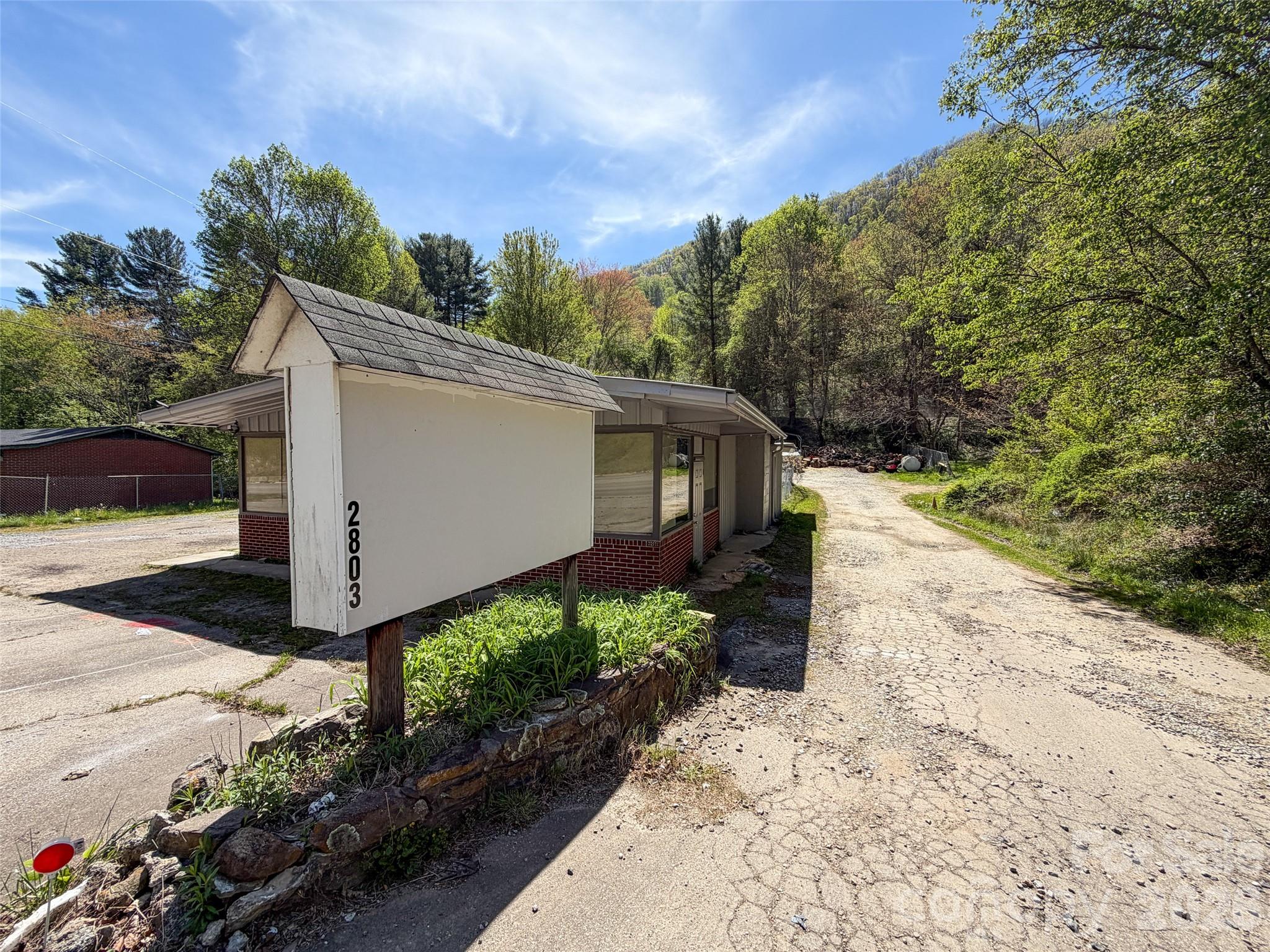 2803 Dellwood Road Waynesville NC 28786