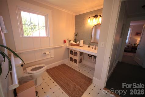 4 Northcrest Drive Weaverville NC 28787