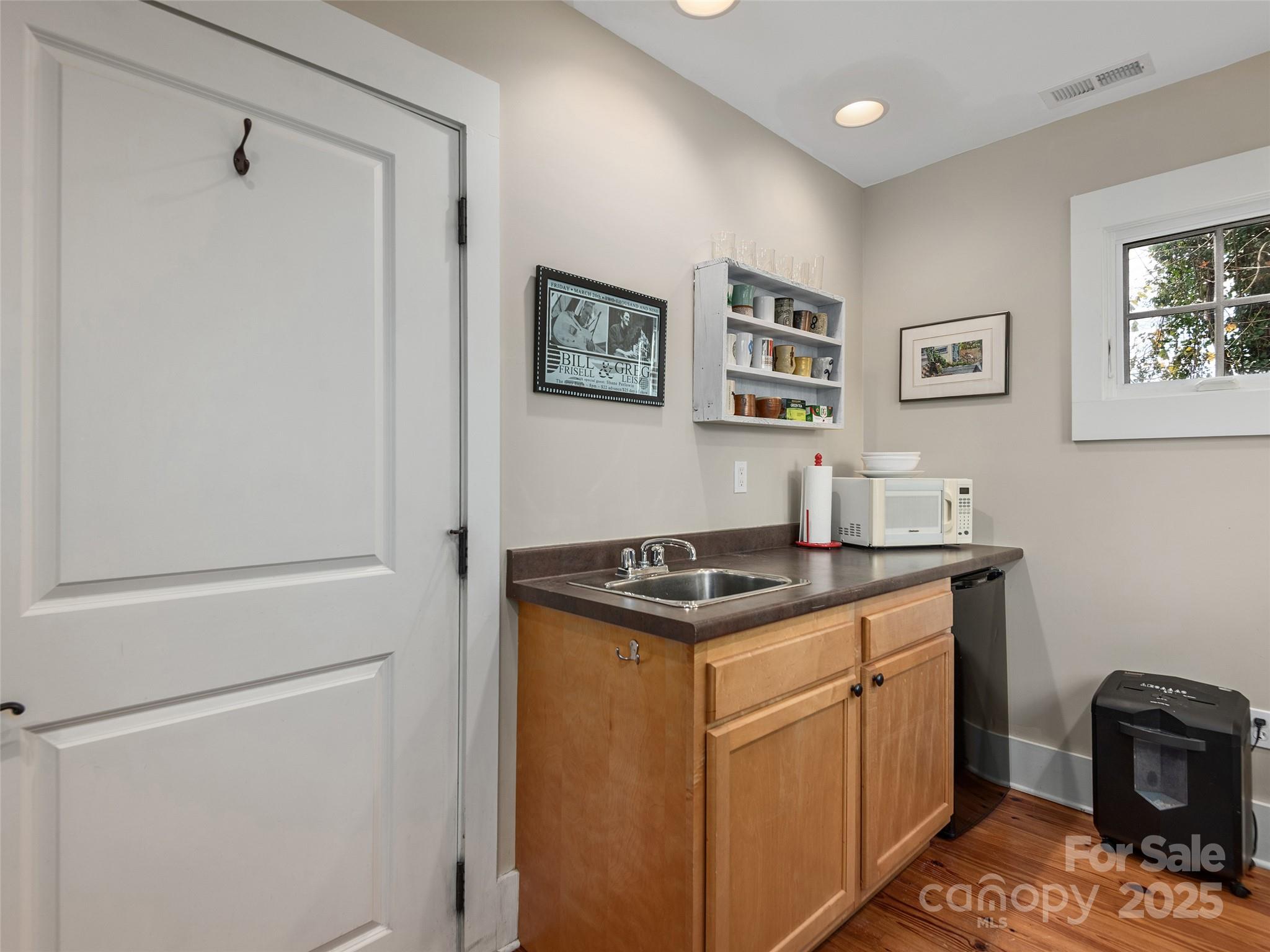 104 Central Avenue Asheville NC 28801