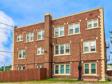 13 Newfound Street Canton NC 28716