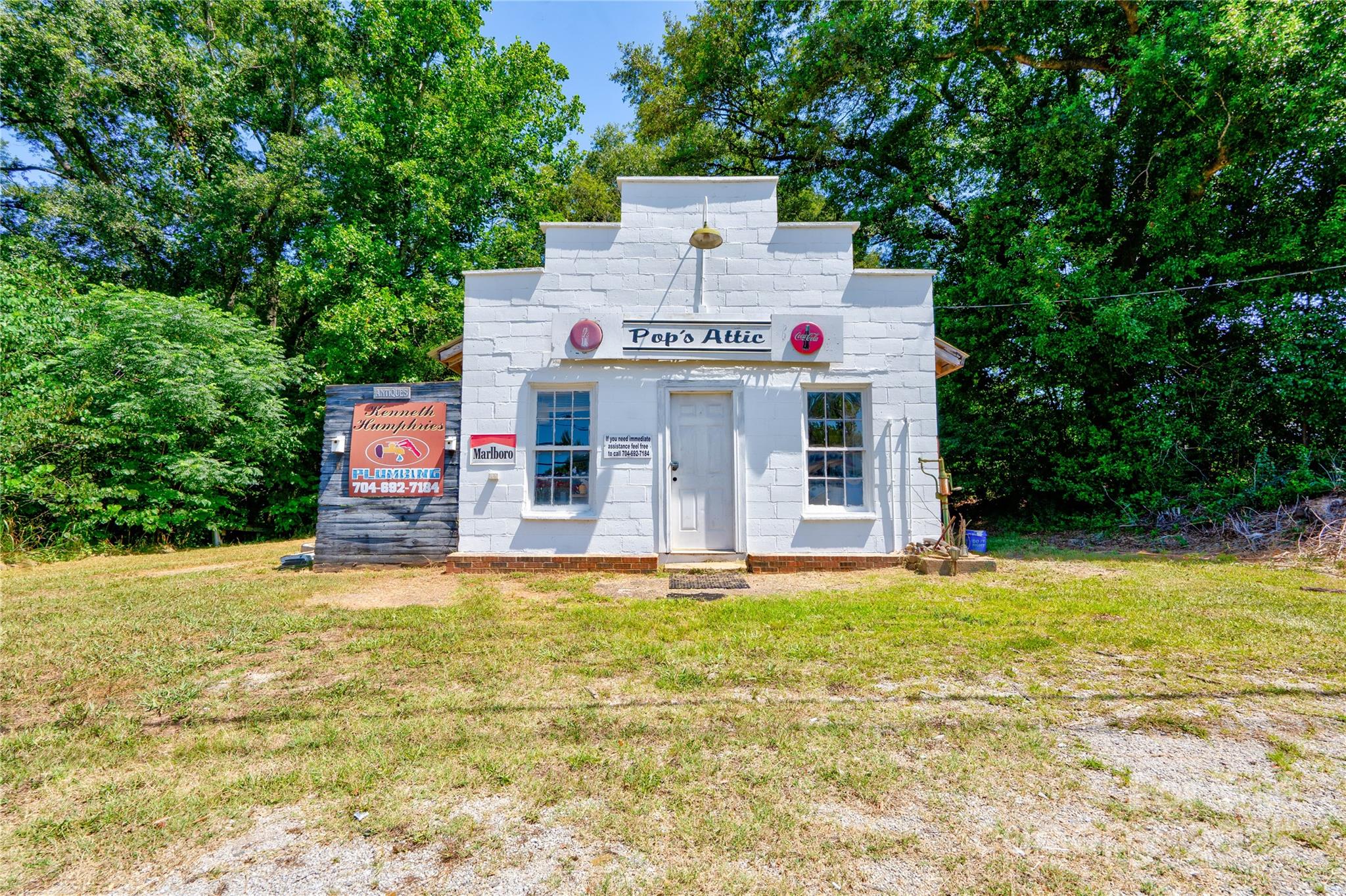 231 E College Avenue Boiling Springs NC 28152