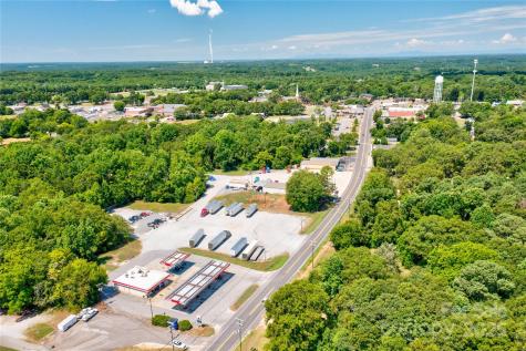 231 E College Avenue Boiling Springs NC 28152