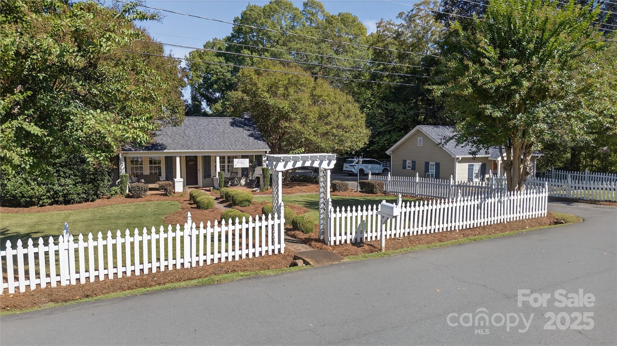 19428 Zion Avenue Cornelius NC 28031