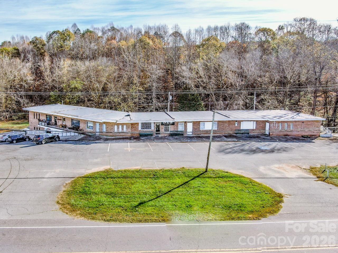 2327 Shelton Avenue Statesville NC 28677