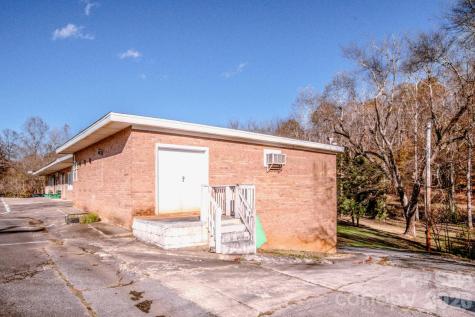 2327 Shelton Avenue Statesville NC 28677