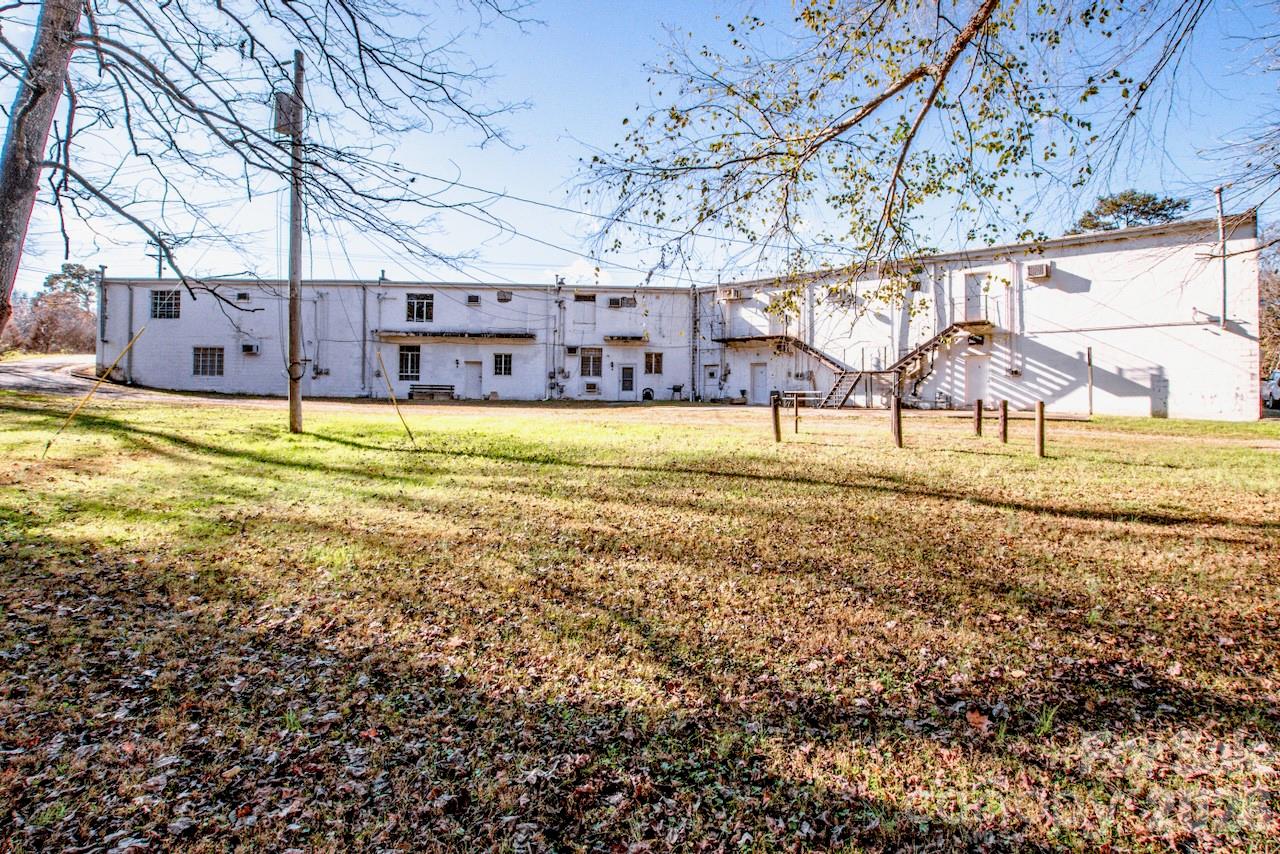 2327 Shelton Avenue Statesville NC 28677