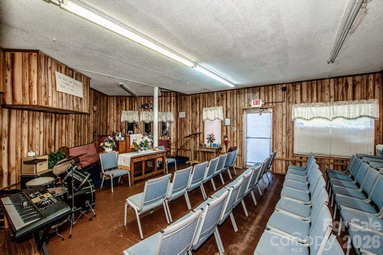 2327 Shelton Avenue Statesville NC 28677