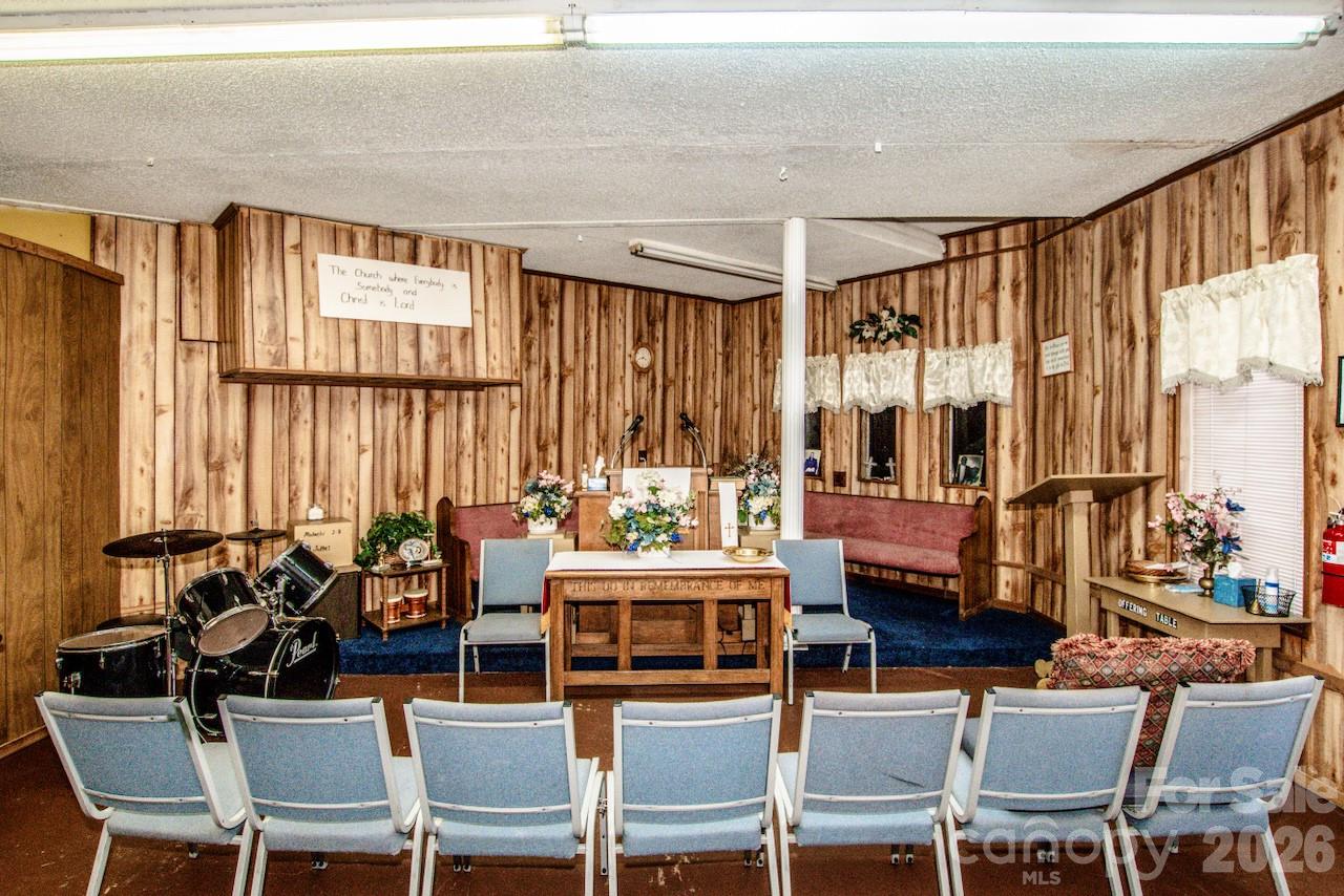 2327 Shelton Avenue Statesville NC 28677