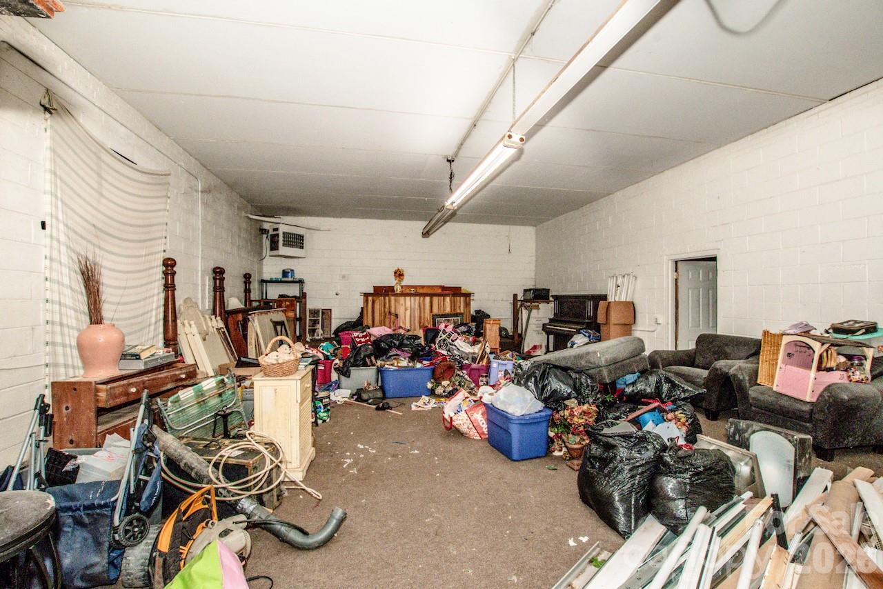 2327 Shelton Avenue Statesville NC 28677
