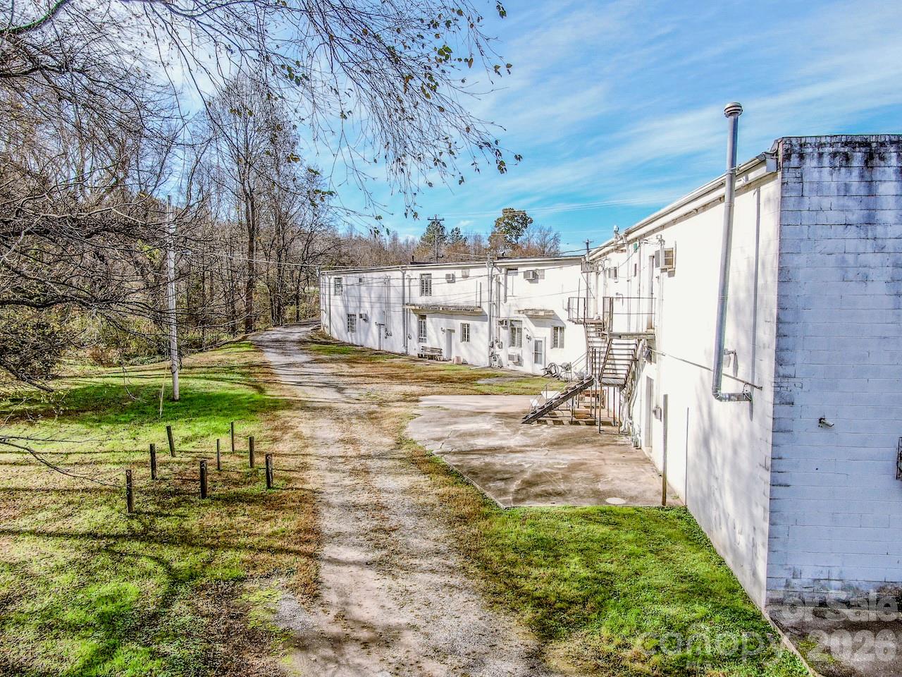 2327 Shelton Avenue Statesville NC 28677
