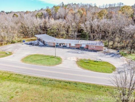 2327 Shelton Avenue Statesville NC 28677