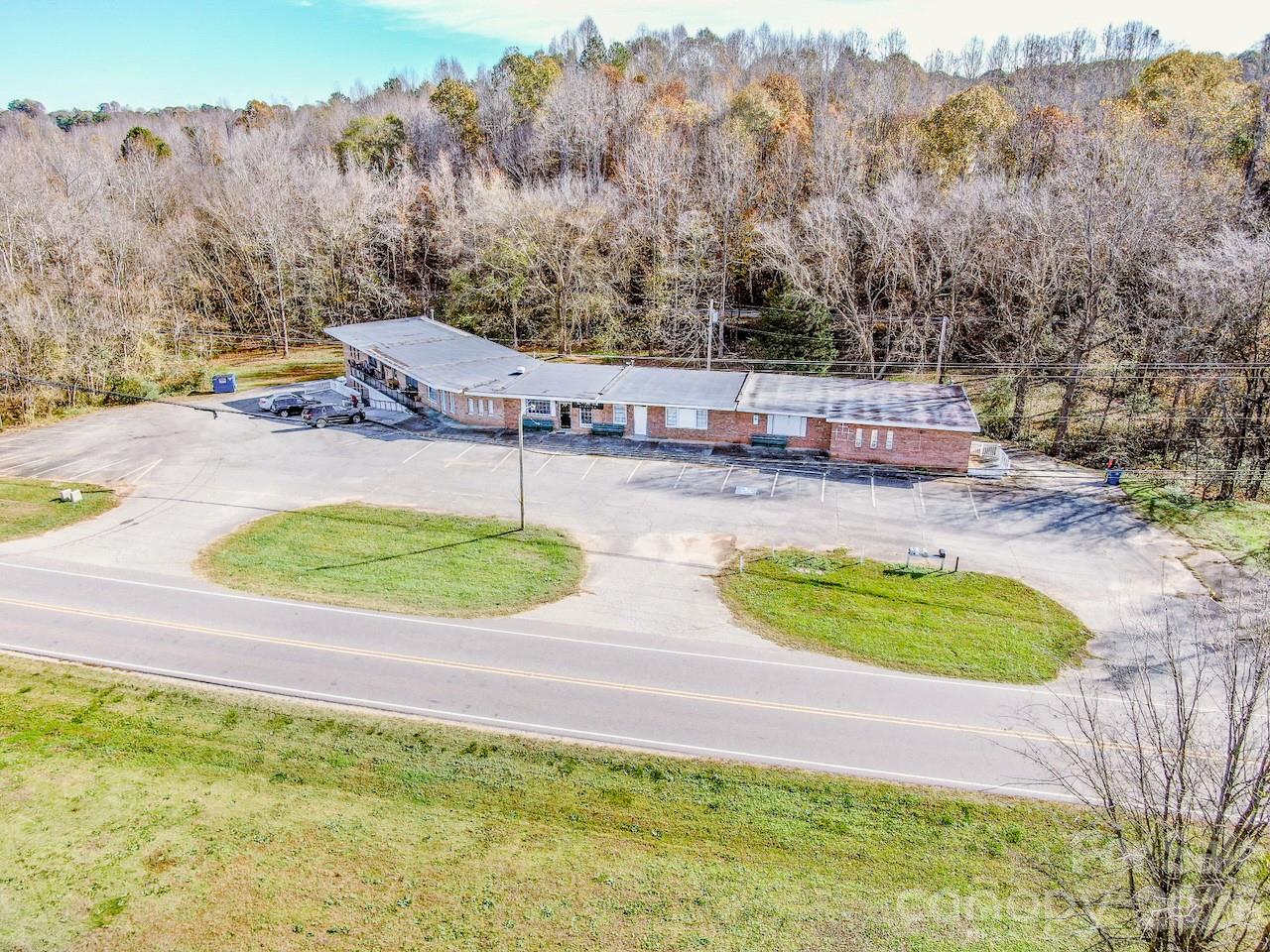 2327 Shelton Avenue Statesville NC 28677