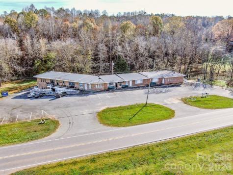 2327 Shelton Avenue Statesville NC 28677