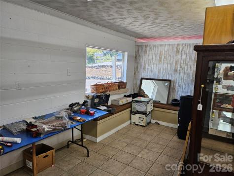 567 E Mills Street Columbus NC 28722
