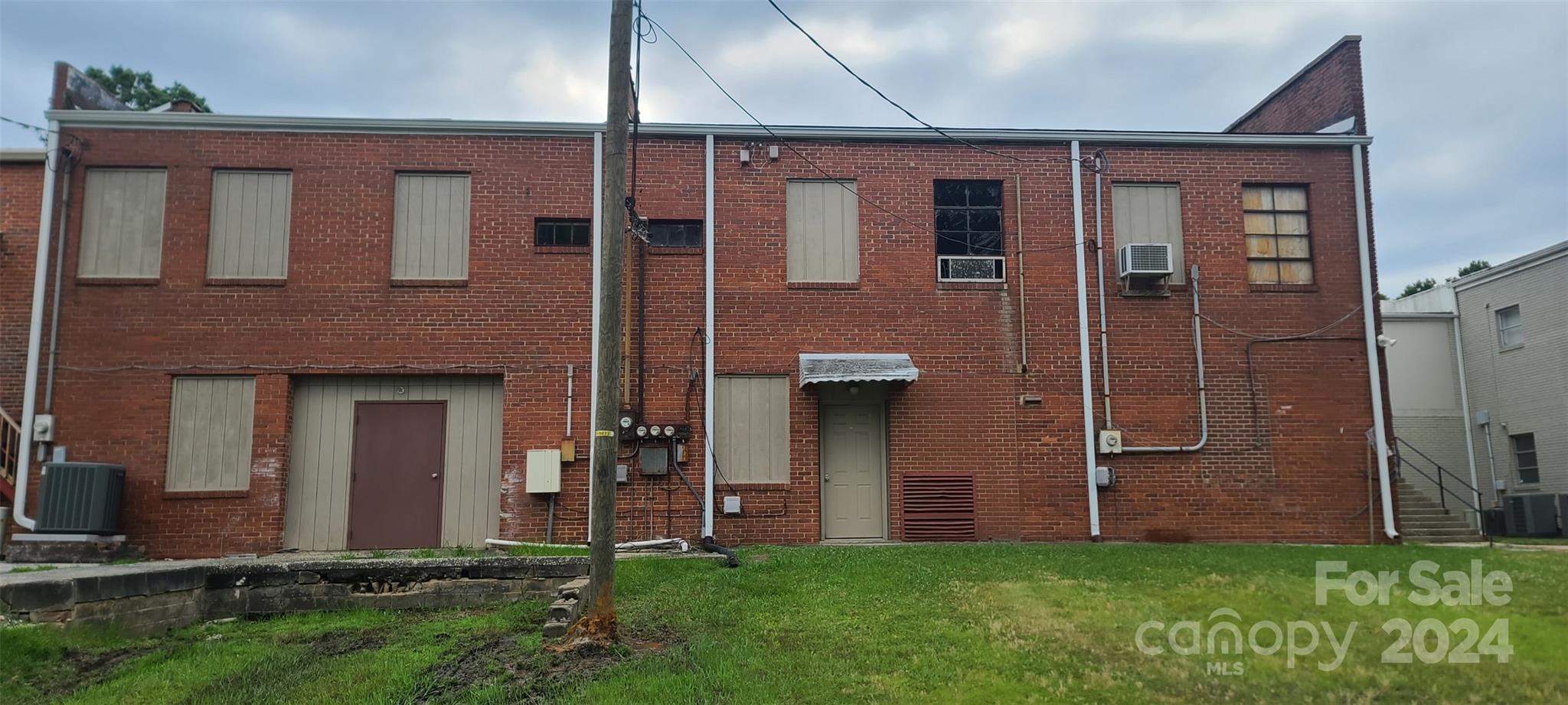 215 N Main Street Troy NC 27371