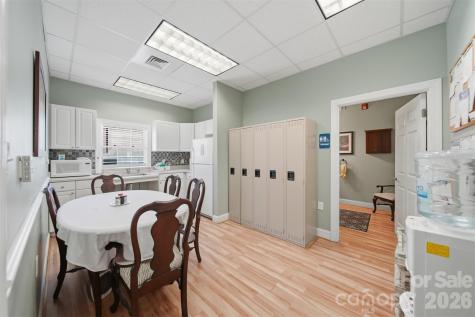 320 S Green Street Morganton NC 28655