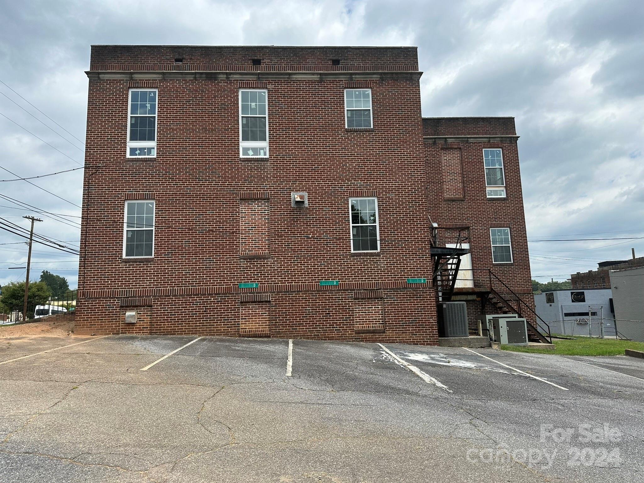 901 Ashe Avenue NW Lenoir NC 28645
