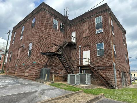 901 Ashe Avenue NW Lenoir NC 28645
