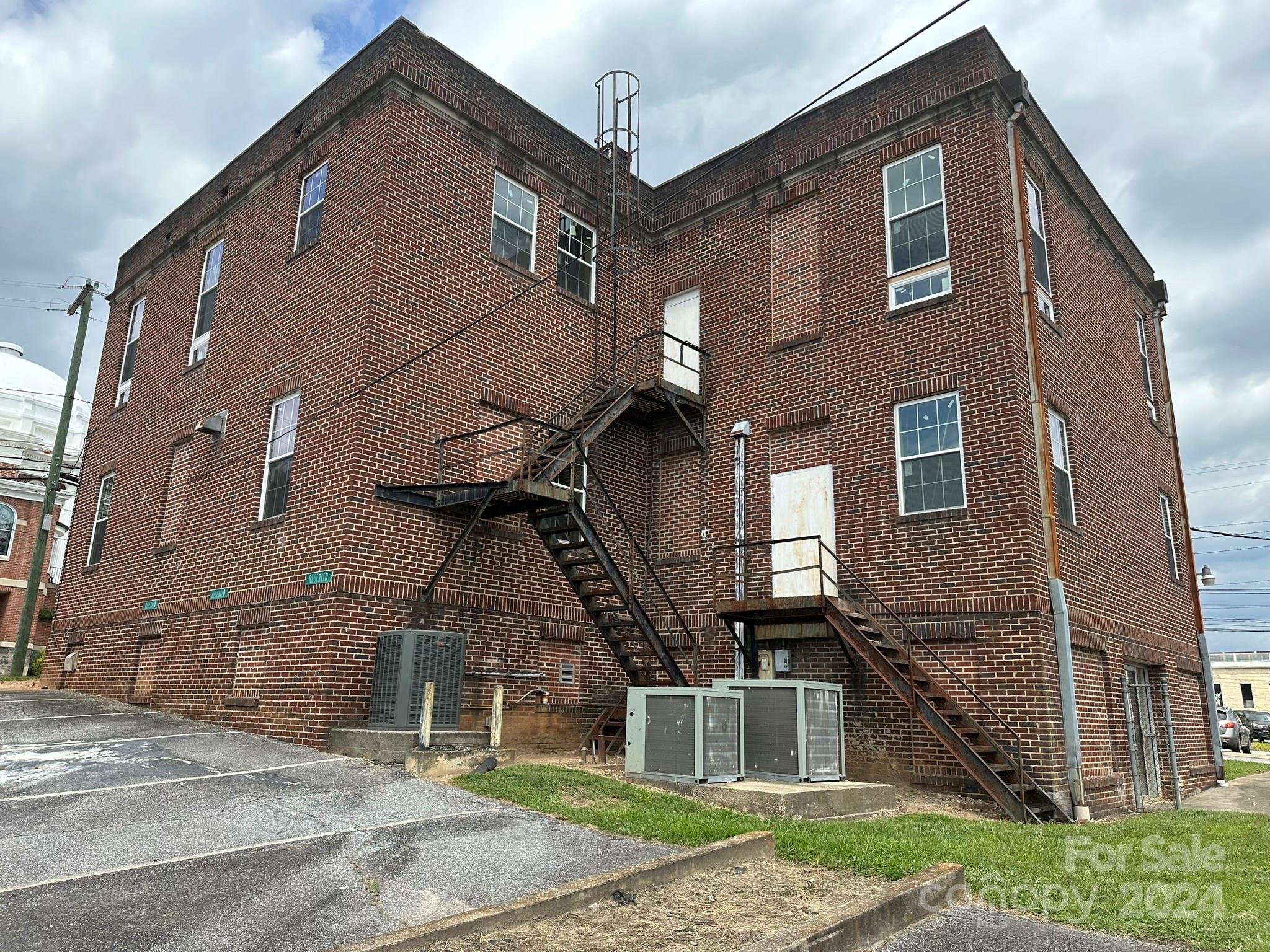 901 Ashe Avenue NW Lenoir NC 28645