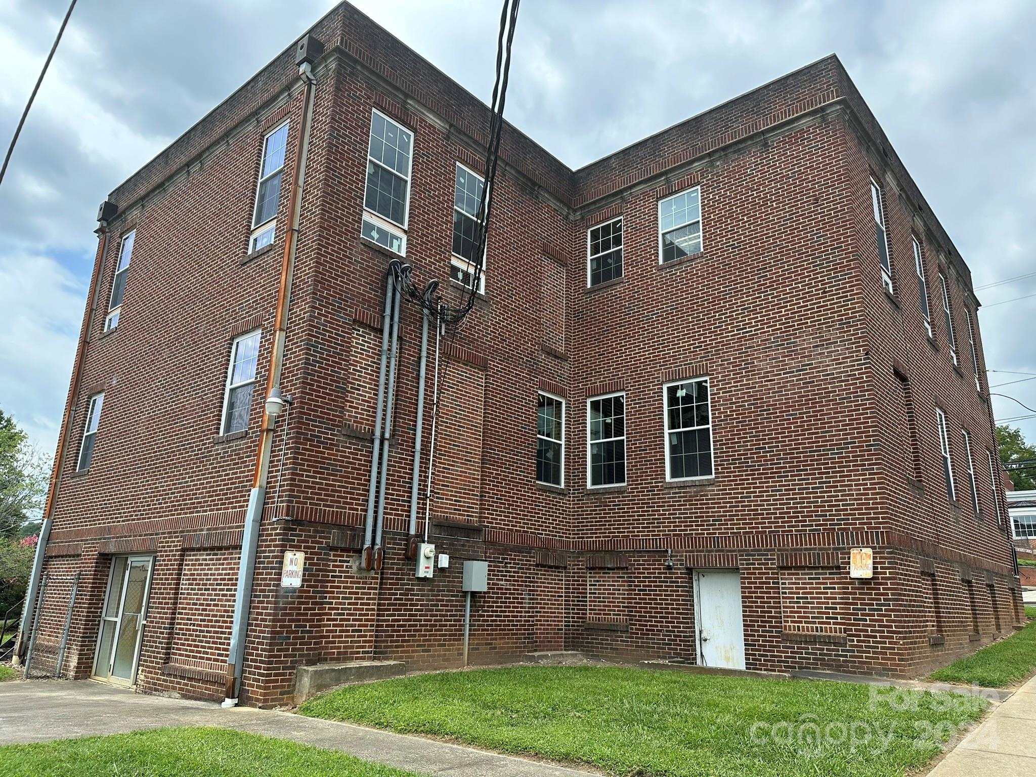 901 Ashe Avenue NW Lenoir NC 28645