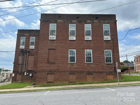 901 Ashe Avenue NW Lenoir NC 28645