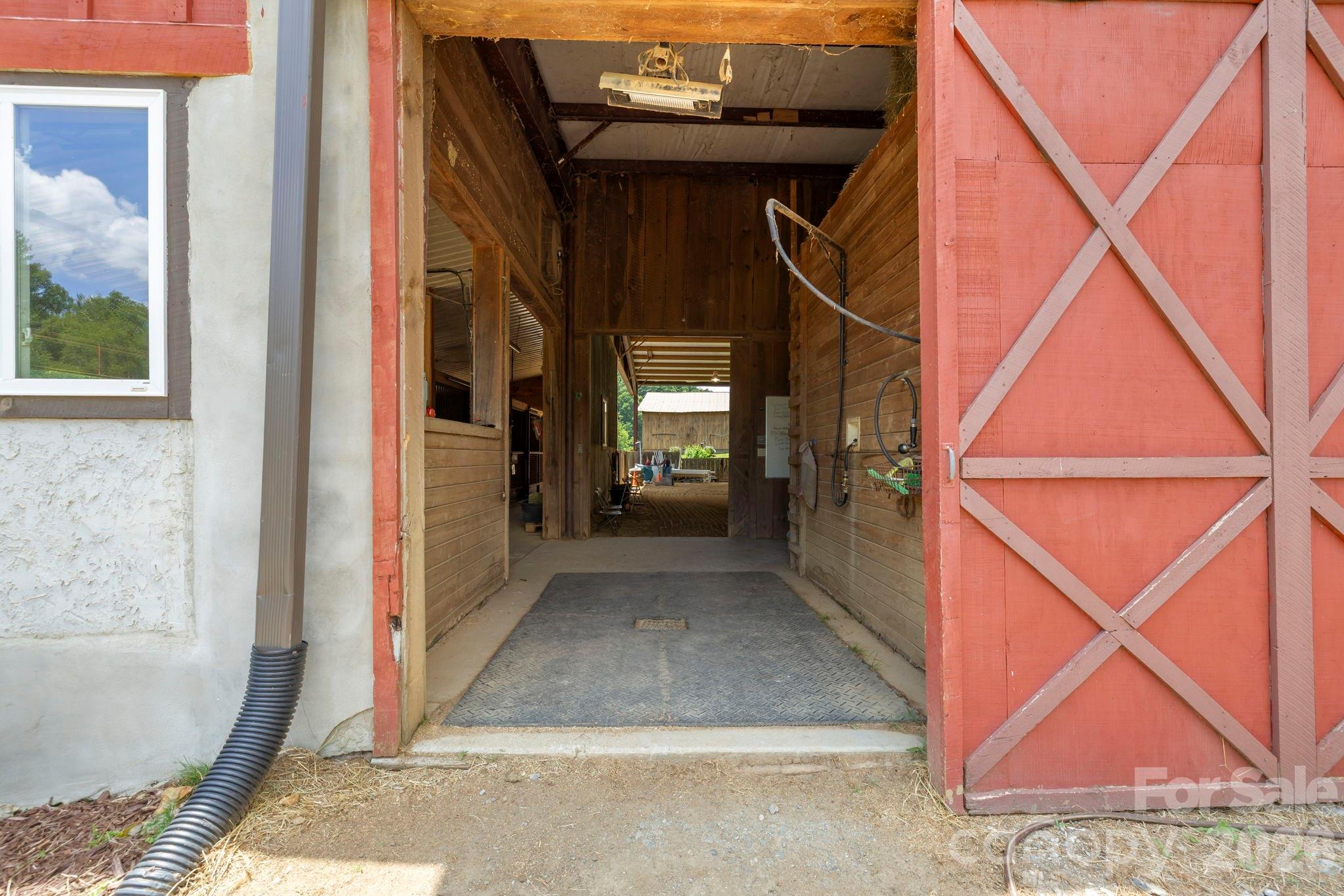 442 Blantyre Church Road Horse Shoe NC 28742