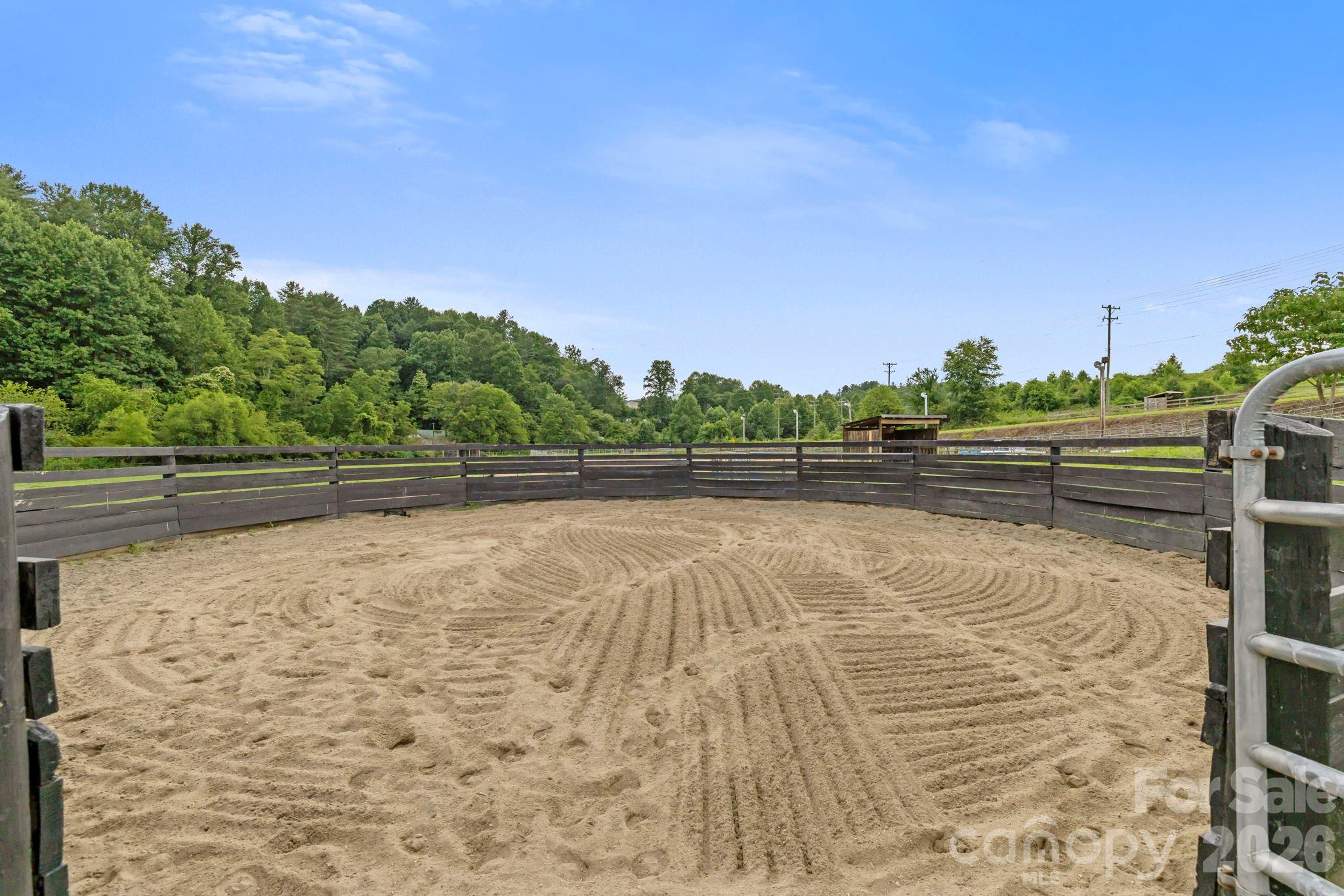 442 Blantyre Church Road Horse Shoe NC 28742