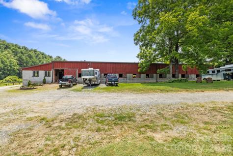 442 Blantyre Church Road Horse Shoe NC 28742