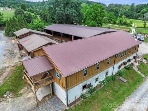 442 Blantyre Church Road Horse Shoe NC 28742