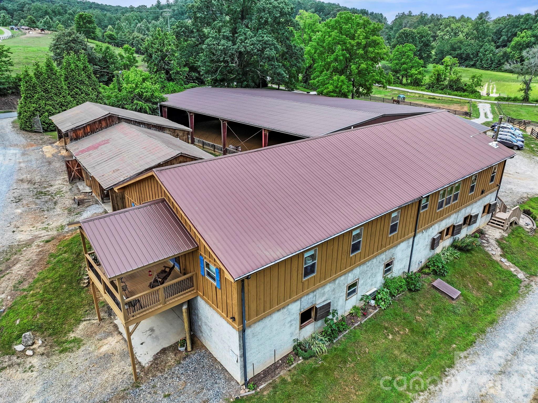 442 Blantyre Church Road Horse Shoe NC 28742