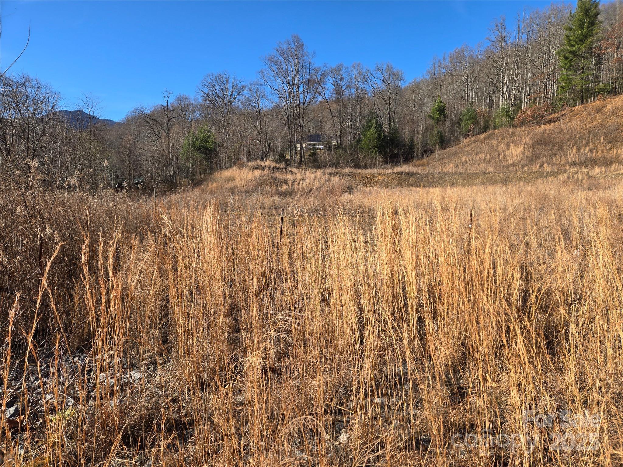 28 Canterbury Lane Waynesville NC 28786