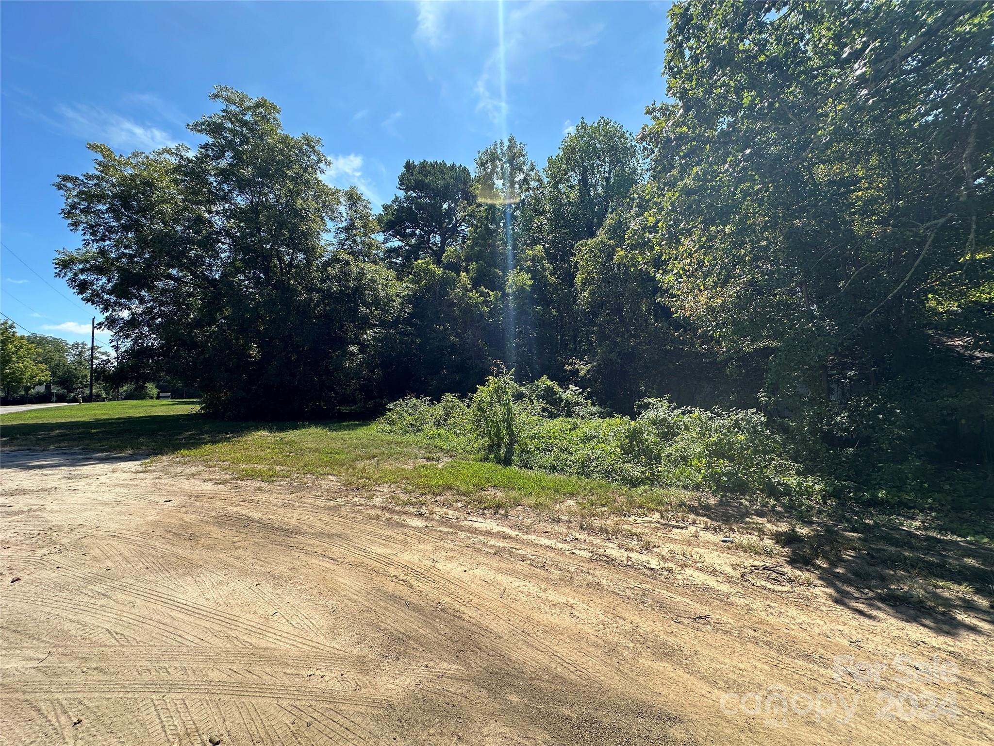 2152 N Center Street Hickory NC 28601