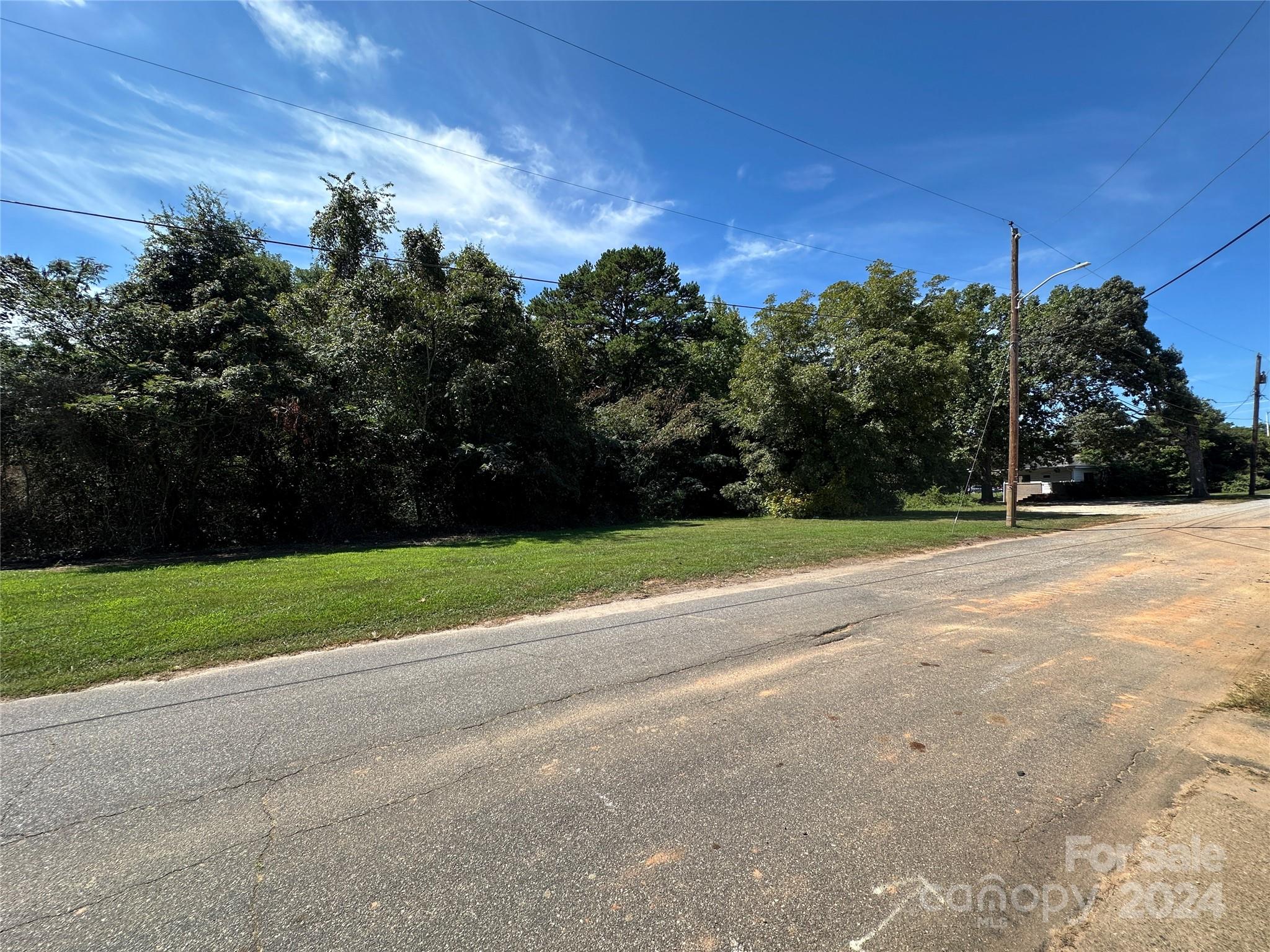 2152 N Center Street Hickory NC 28601