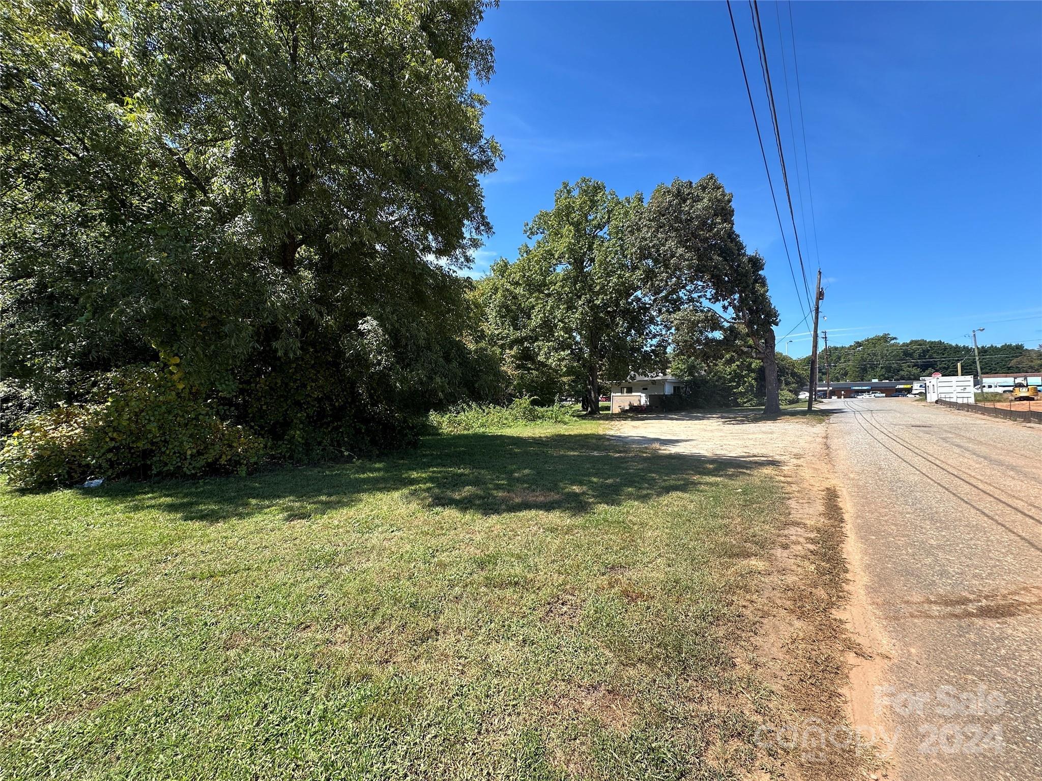 2152 N Center Street Hickory NC 28601