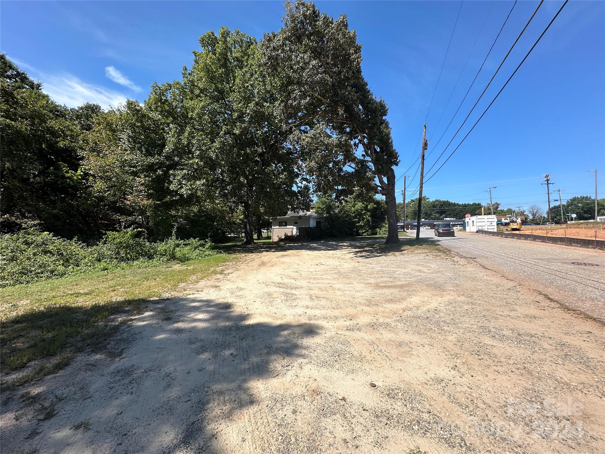 2152 N Center Street Hickory NC 28601