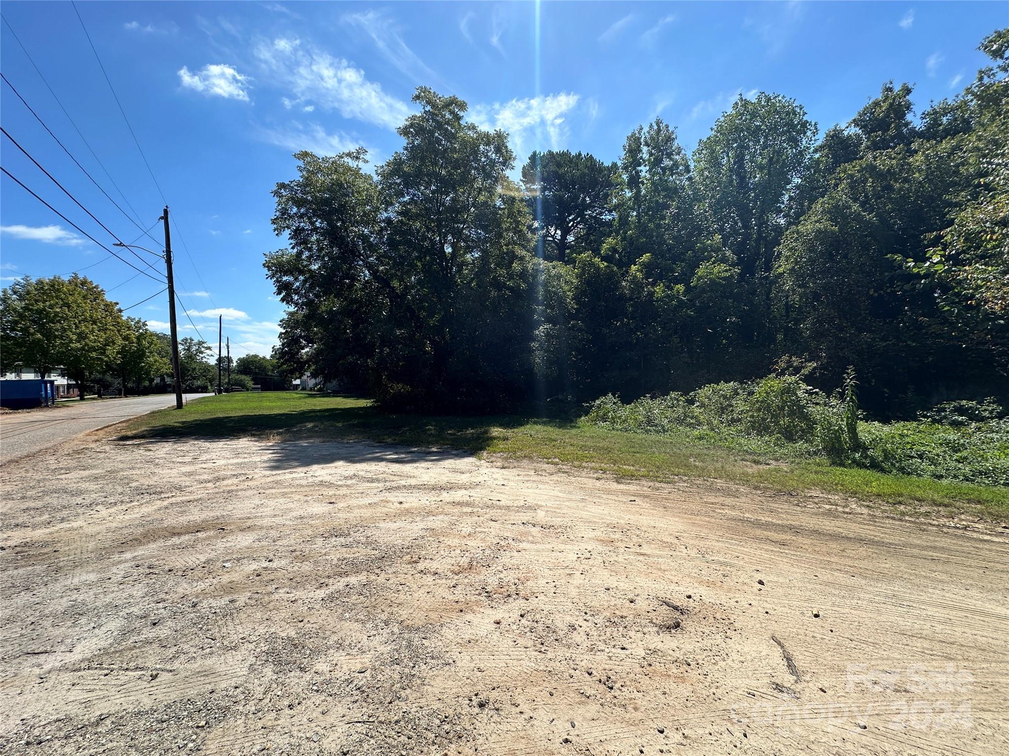 2152 N Center Street Hickory NC 28601