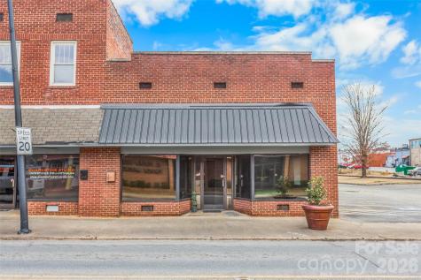 106 N Mountain Street Cherryville NC 28021