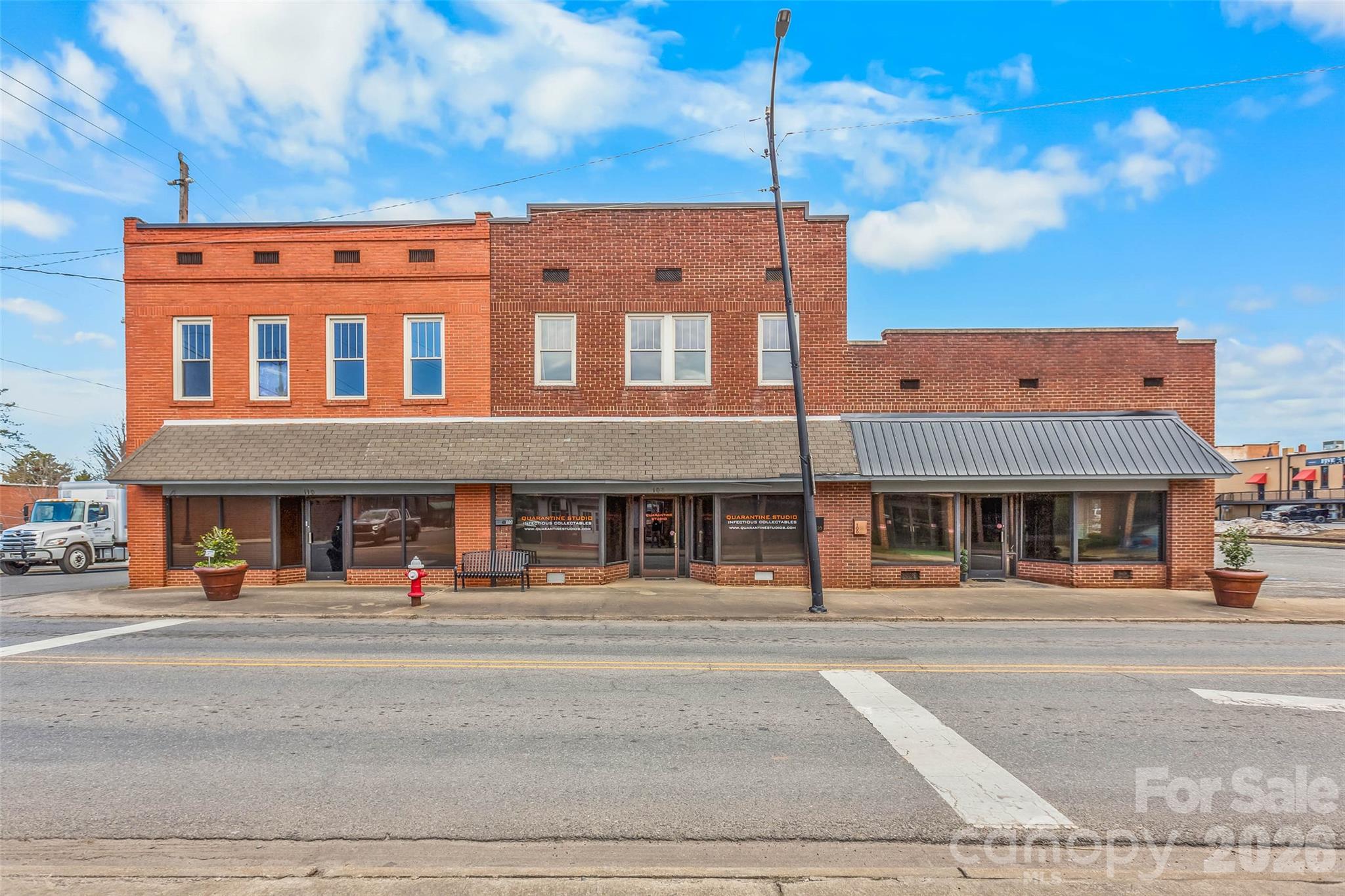 106 N Mountain Street Cherryville NC 28021