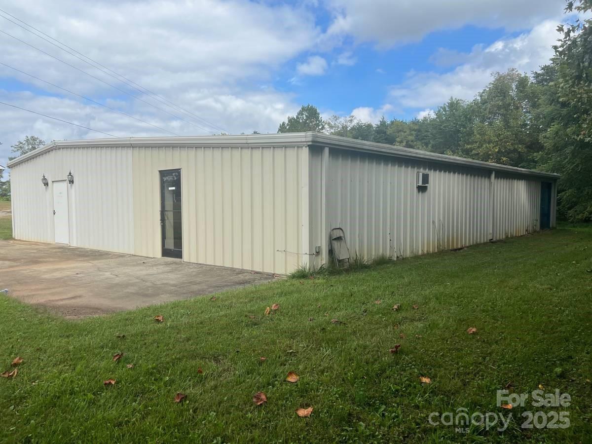 1025 Brandon Lane Danbury NC 27016